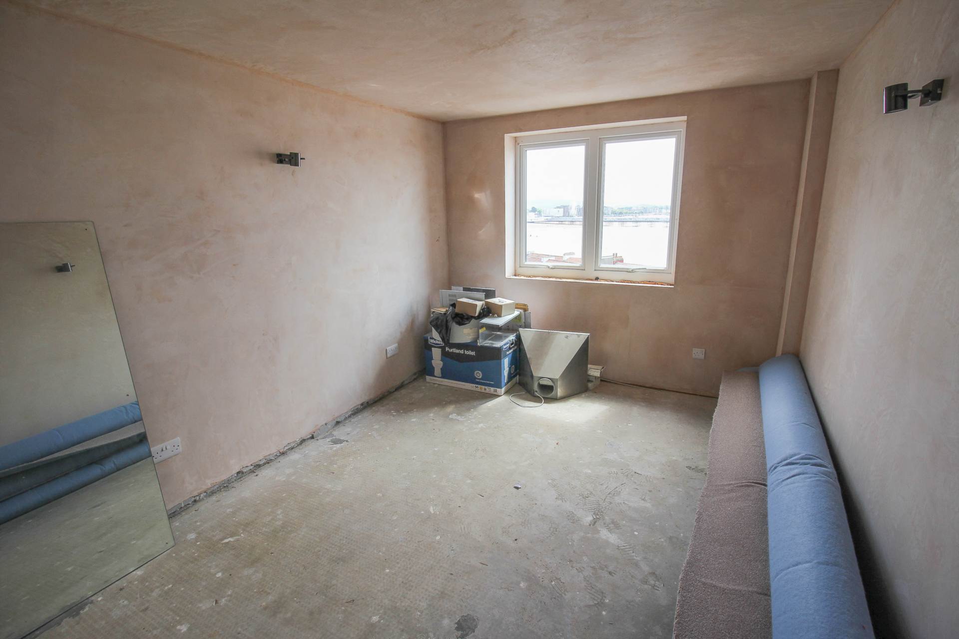 Glentworth Court**Top Floor Flat**Fantastic Views**Priced to Sell**, Image 10