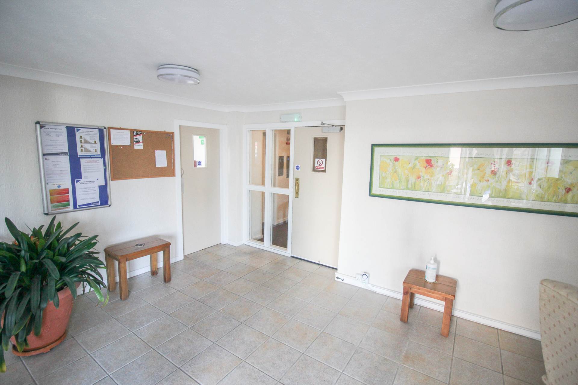 Glentworth Court**Top Floor Flat**Fantastic Views**Priced to Sell**, Image 5