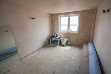 Glentworth Court**Top Floor Flat**Fantastic Views**Priced to Sell**, Image 10