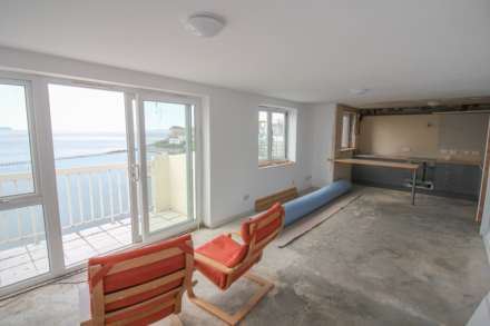 Glentworth Court**Top Floor Flat**Fantastic Views**Priced to Sell**, Image 7