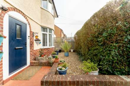 Uphill Way - 3/4 Bedrooms - Annex/Studio, Image 3