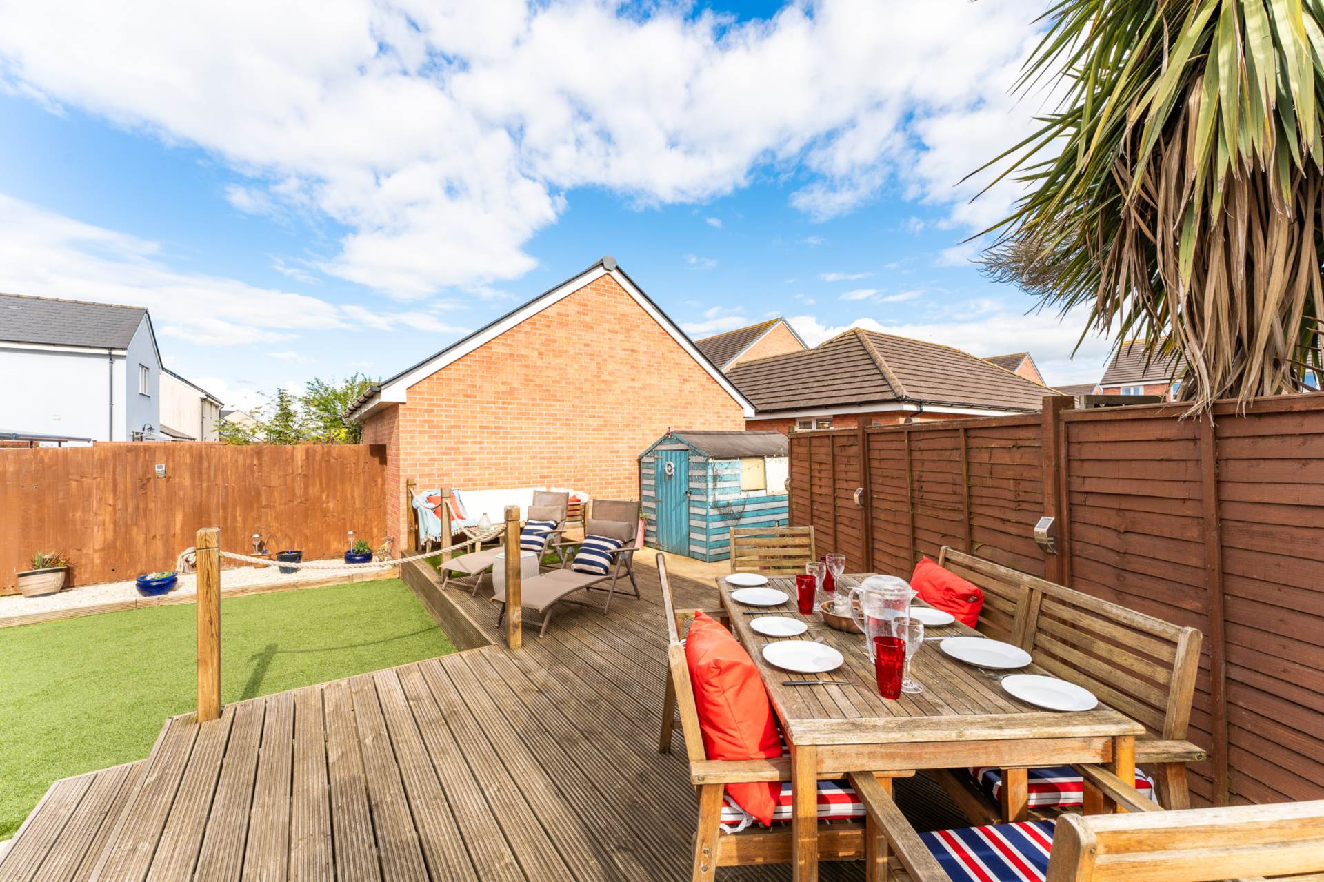 Glider Avenue, Haywood Village - Immaculately Presented Family Home, Image 12