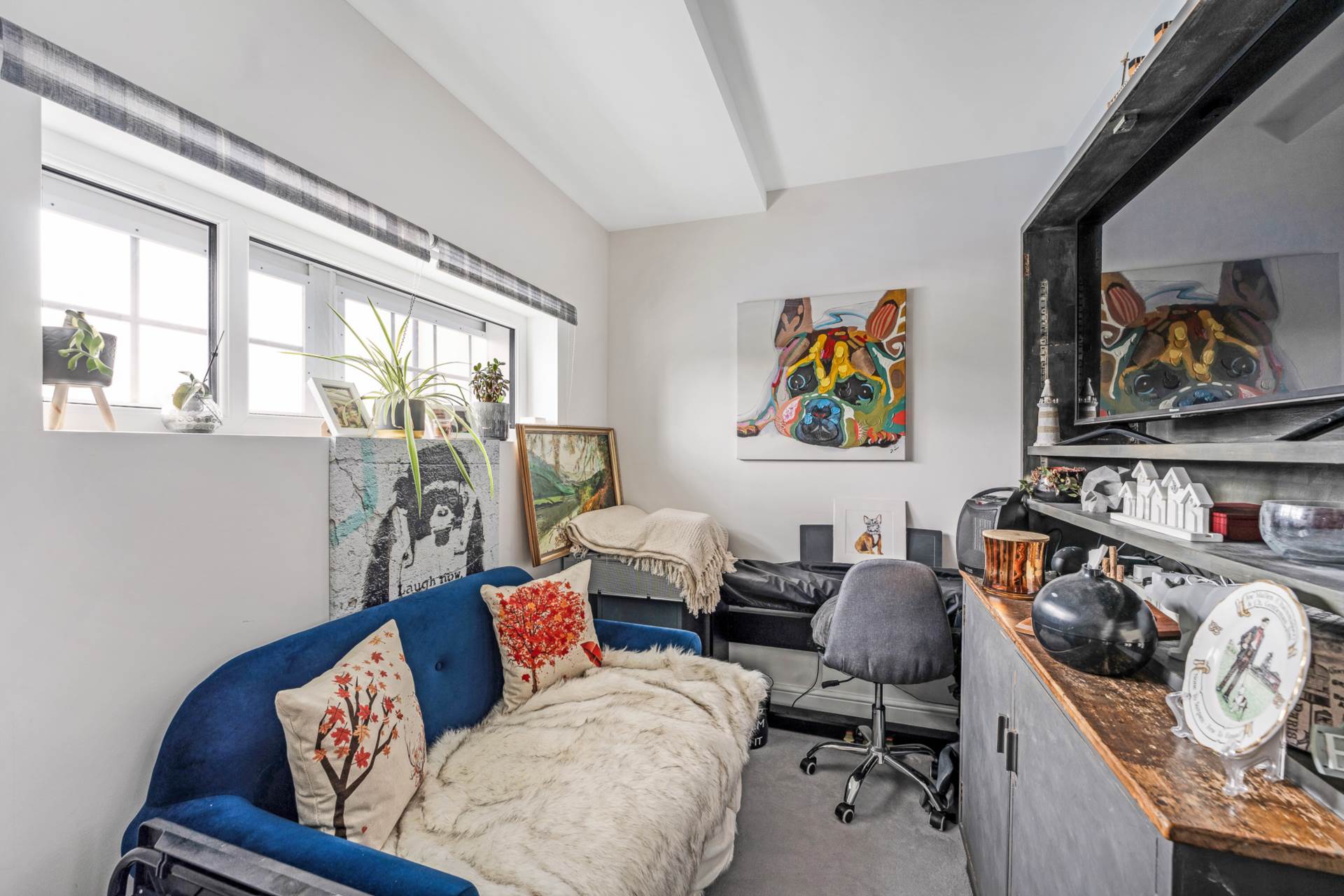 Glider Avenue, Haywood Village - Immaculately Presented Family Home, Image 15