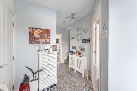 Glider Avenue, Haywood Village - Immaculately Presented Family Home, Image 27