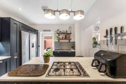 Glider Avenue, Haywood Village - Immaculately Presented Family Home, Image 7