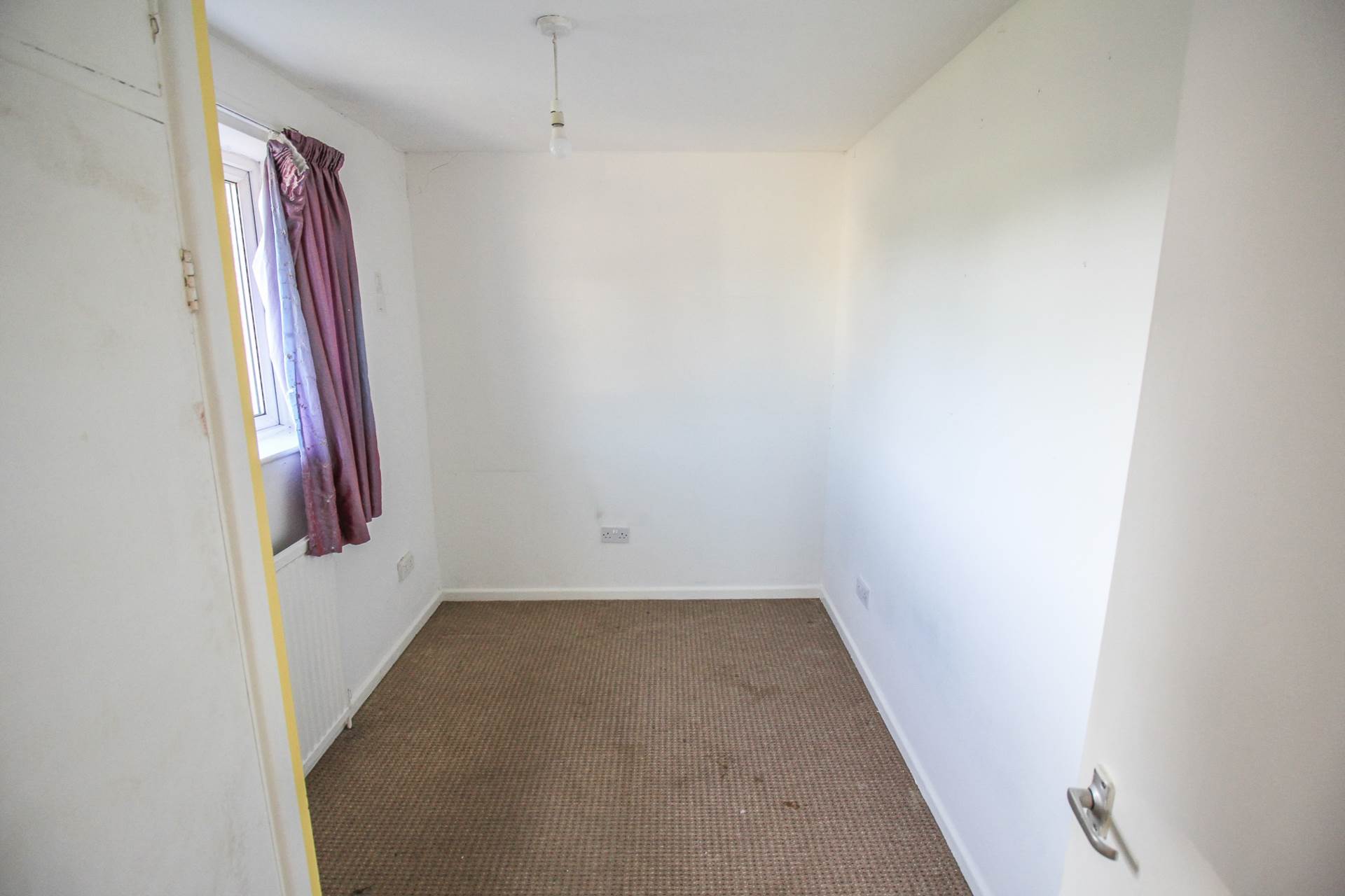 Varsity Way, Locking, Image 11