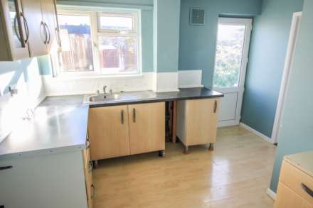 Varsity Way, Locking, Image 5