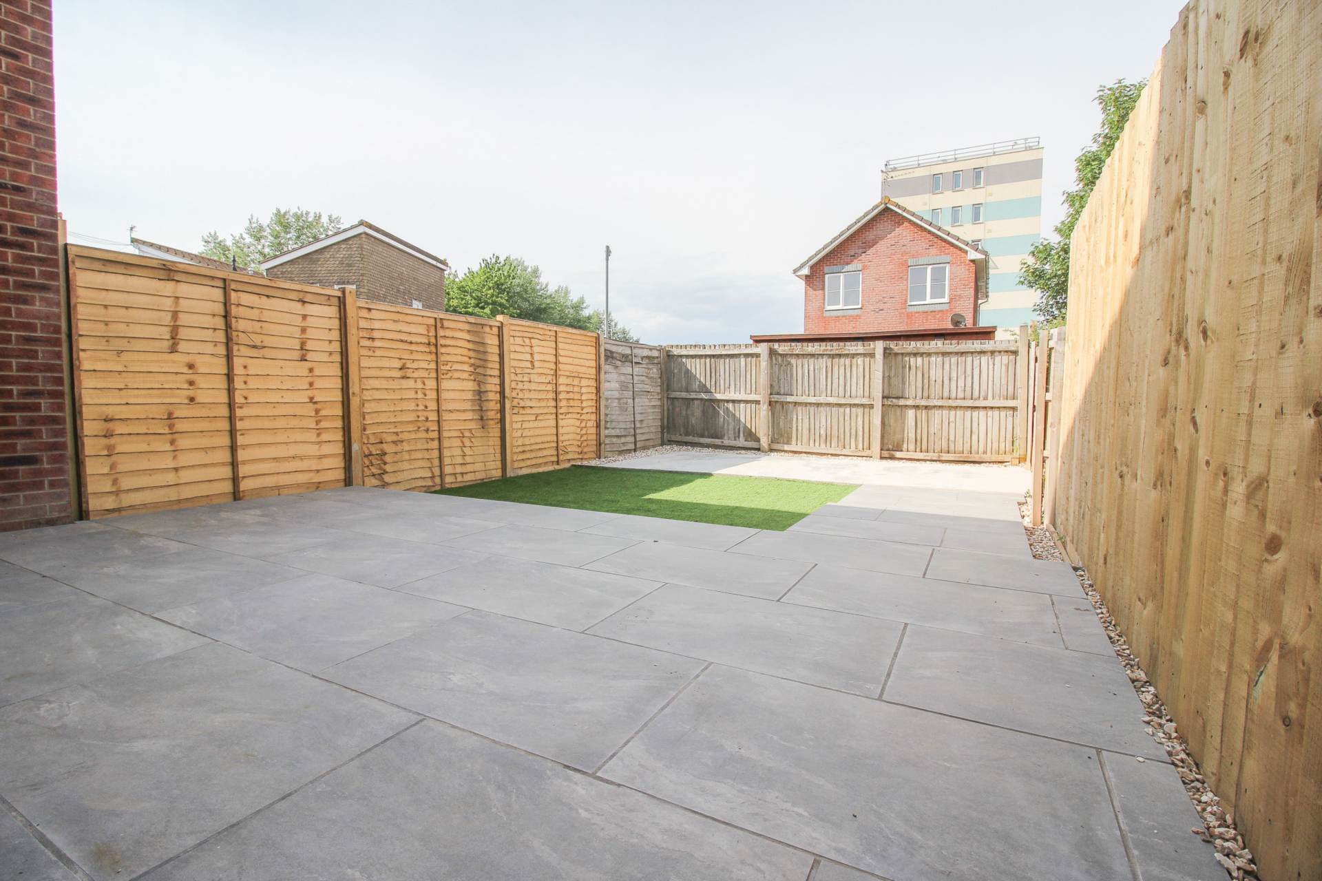 Baildon Crescent**Great Value for Money**, Image 12