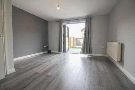 Baildon Crescent**Great Value for Money**, Image 4