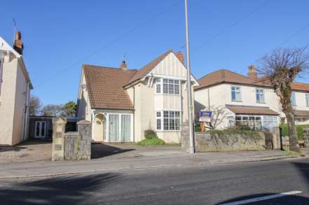 3 Bedroom House, Devonshire Road - Beautifully Presented Family Home