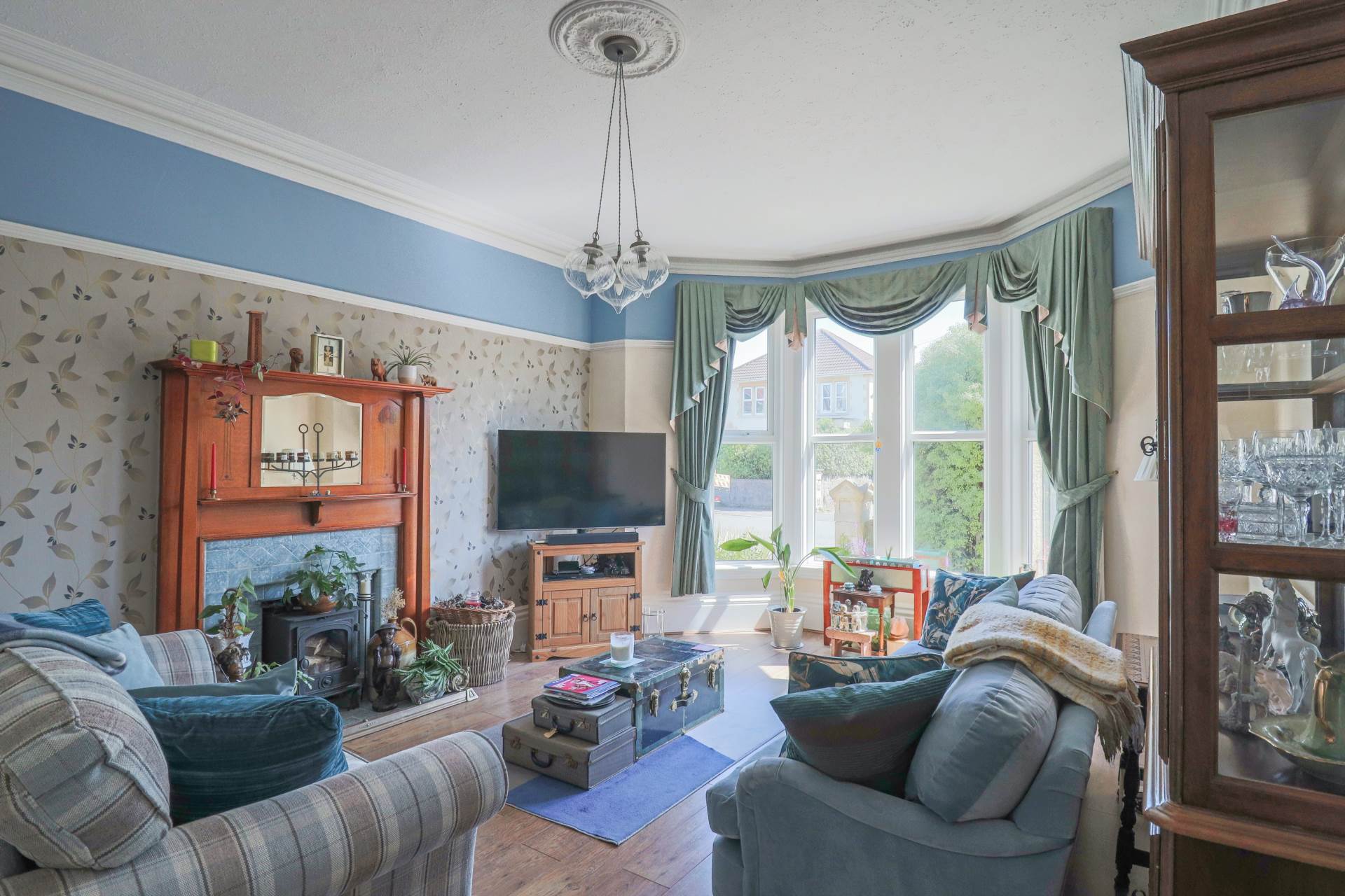 Charlton Road - Restored & Modernised Victorian Flat, Image 5