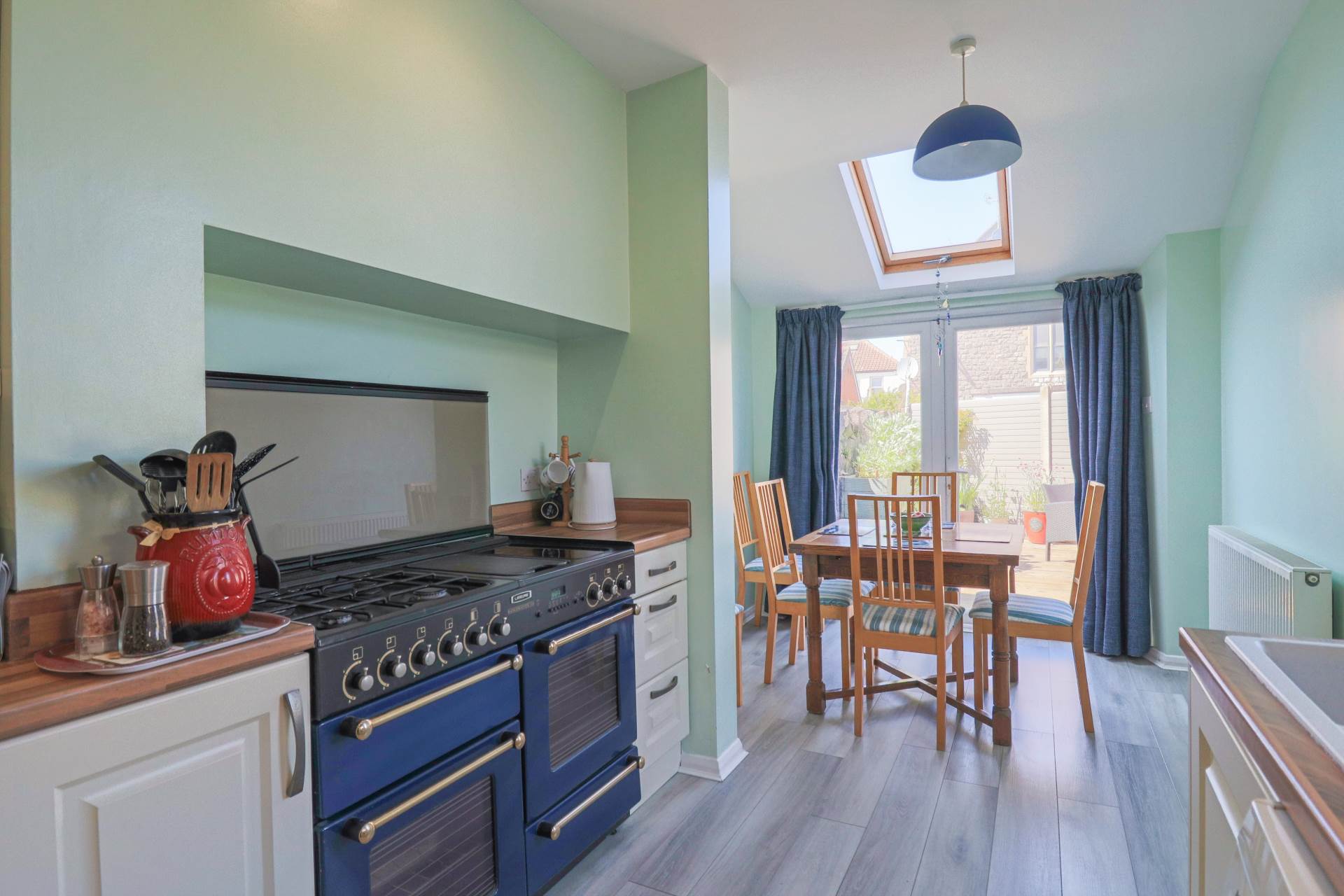 Charlton Road - Restored & Modernised Victorian Flat, Image 9