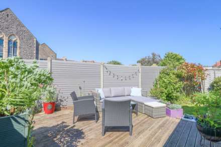 Charlton Road - Restored & Modernised Victorian Flat, Image 11