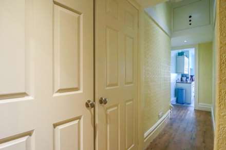 Charlton Road - Restored & Modernised Victorian Flat, Image 18