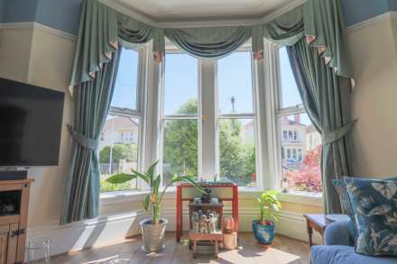 Charlton Road - Restored & Modernised Victorian Flat, Image 6
