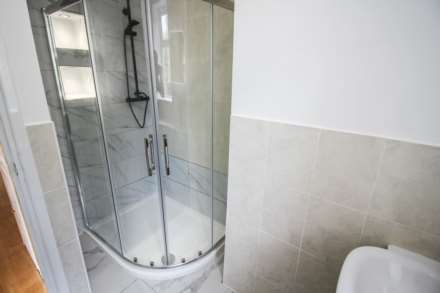 Ashcombe Road-Stunningly Presented, Image 9