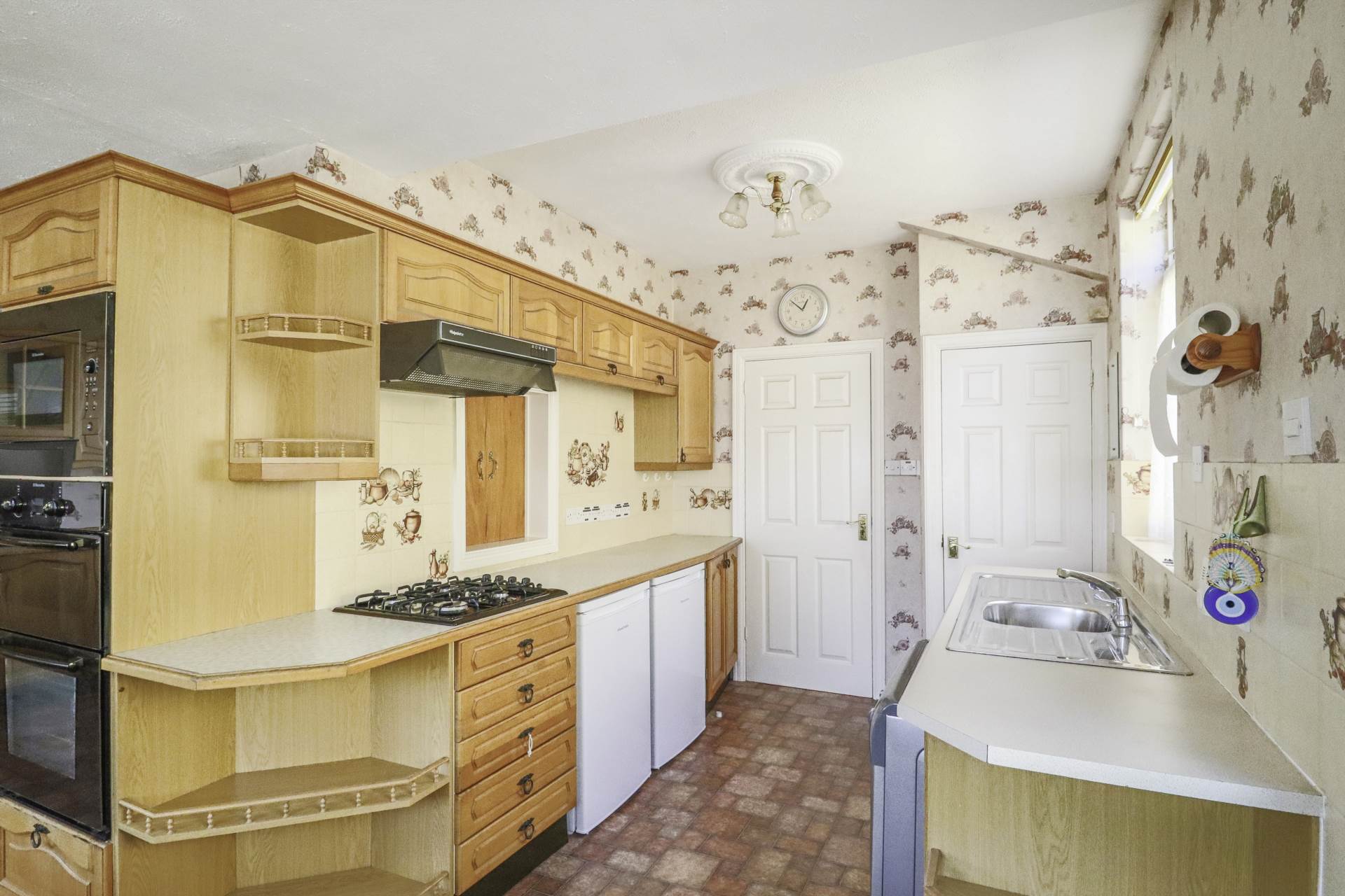 Clarkson Avenue, Milton - Endless Potential, Image 15