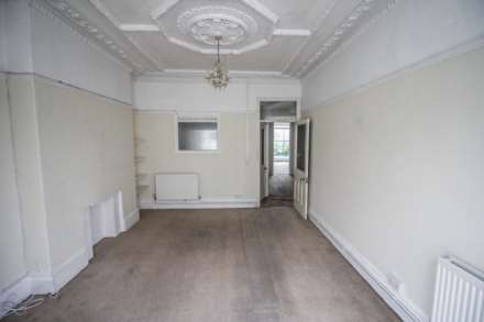 Shrubbery Road, Hillside, Image 2