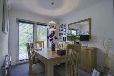 Goddard Drive - Excellent Presentation, Image 4