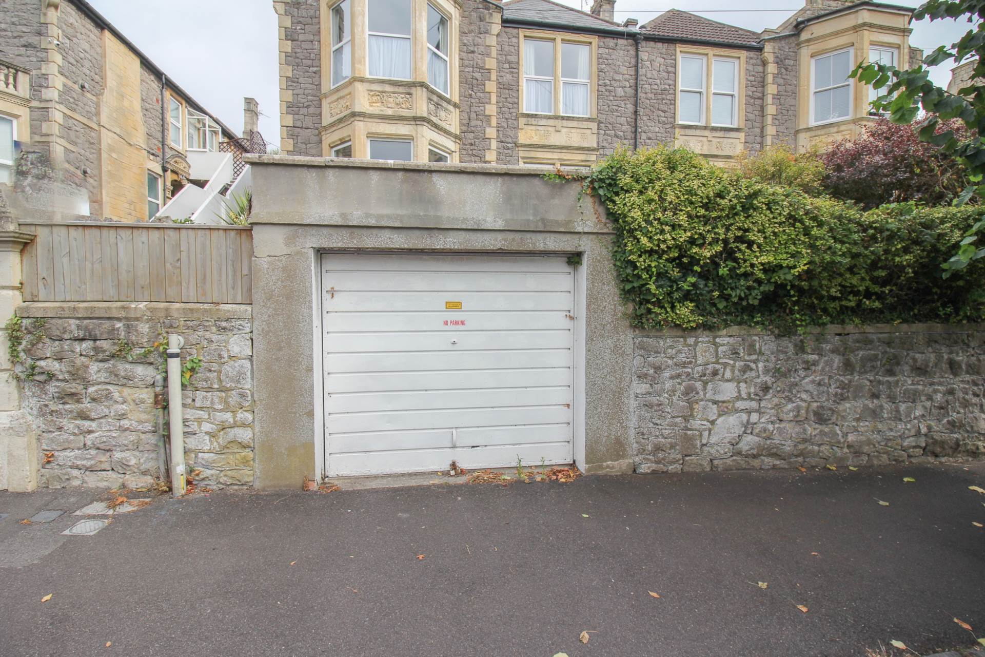 Grove Park Road-Hillside Location with Huge Potential, Image 8