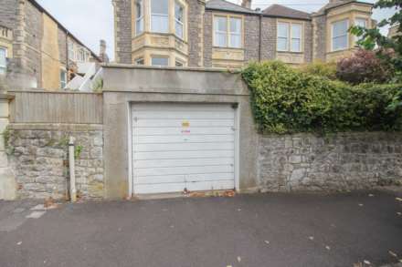 Grove Park Road-Hillside Location with Huge Potential, Image 8