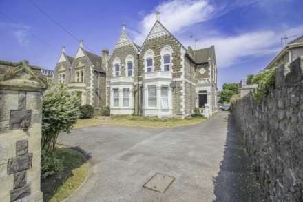 Clarence Road North - Victorian Flat, Image 1