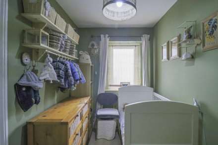 Clarence Road North - Victorian Flat, Image 10