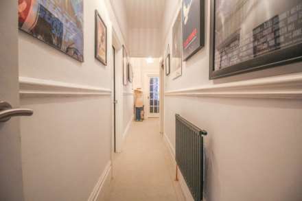 Clarence Road North - Victorian Flat, Image 6