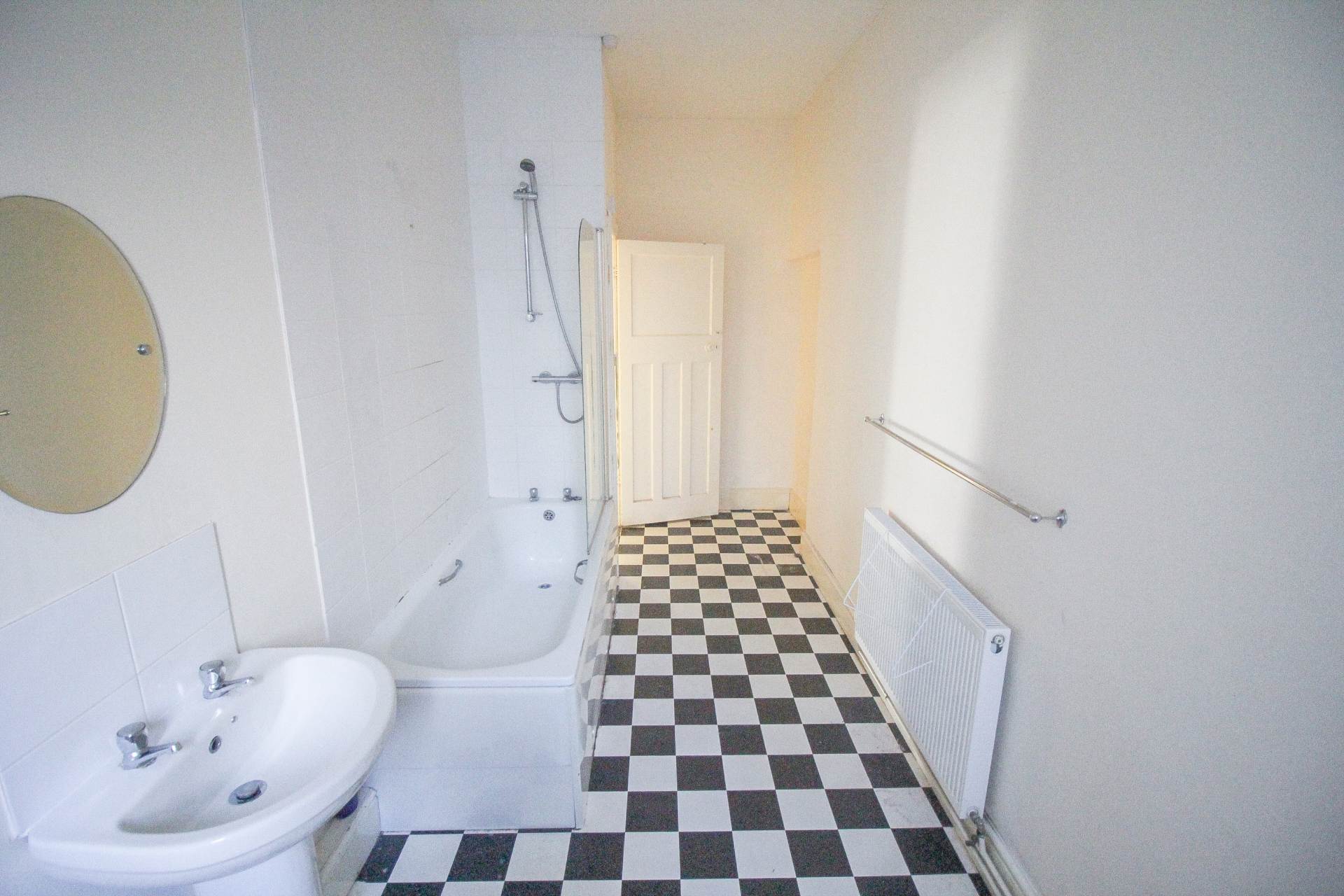 Atlantic Road, Weston-super-Mare, Image 9