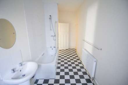 Atlantic Road, Weston-super-Mare, Image 9