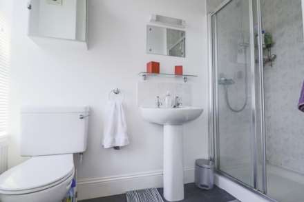 Ellenborough Park South - Superb Flat, Over 1000sqft, Image 12
