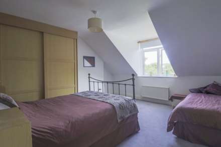 Ellenborough Park South - Superb Flat, Over 1000sqft, Image 14