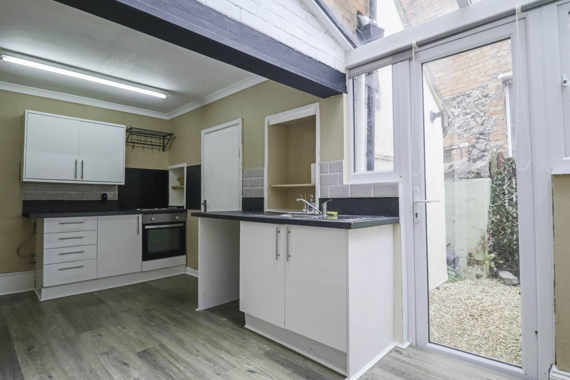 Jubilee Road - Great First Time Buy - Vacant, Image 4