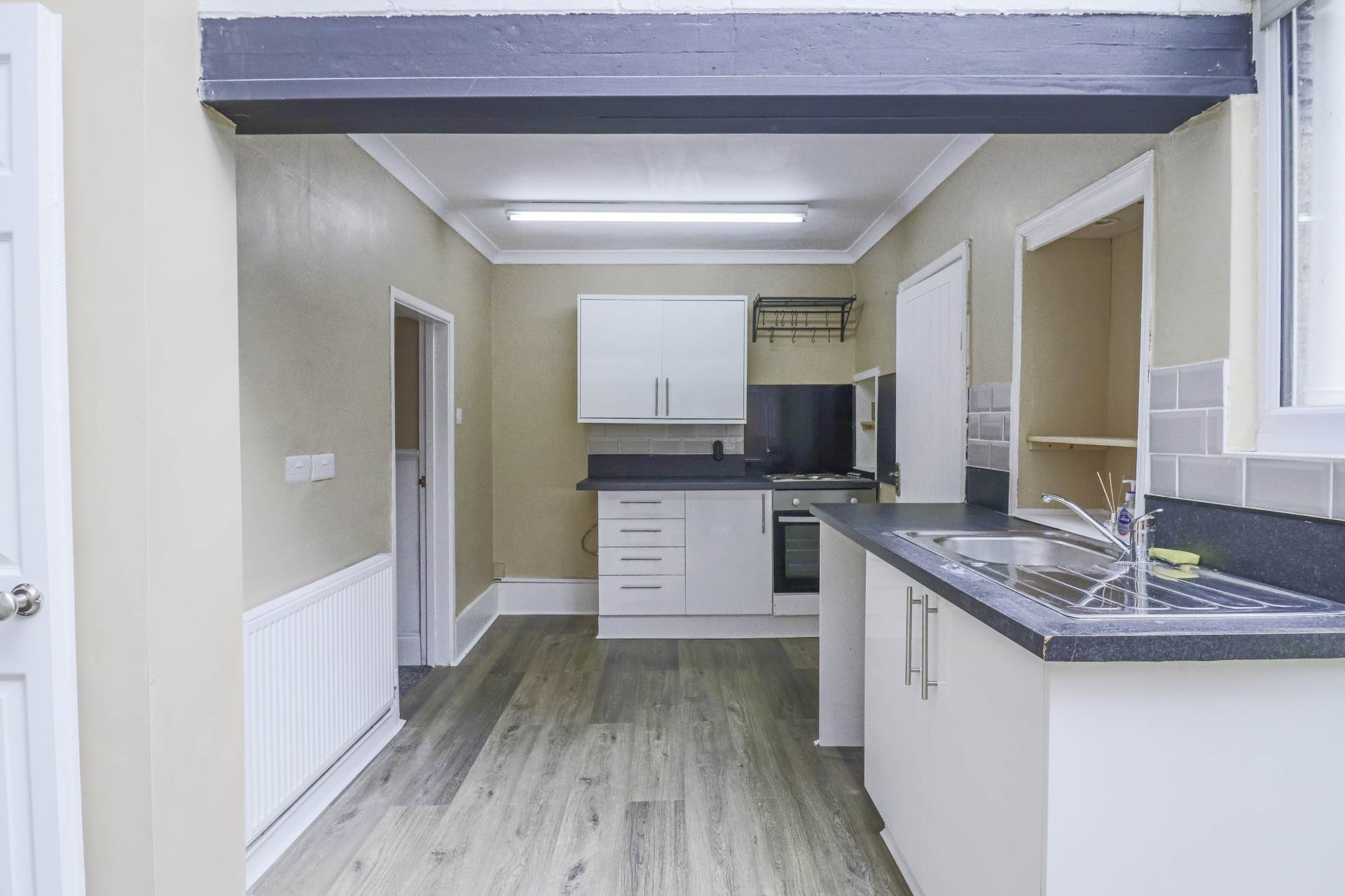 Jubilee Road - Great First Time Buy - Vacant, Image 5