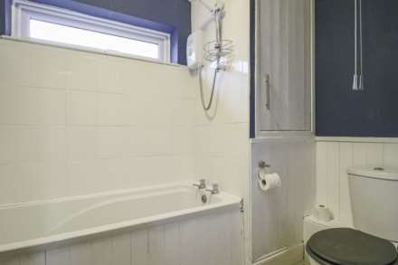 Jubilee Road - Great First Time Buy - Vacant, Image 10