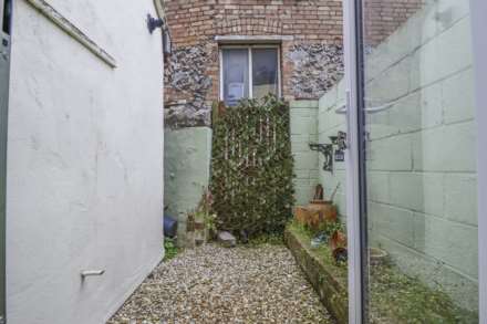 Jubilee Road - Great First Time Buy - Vacant, Image 6