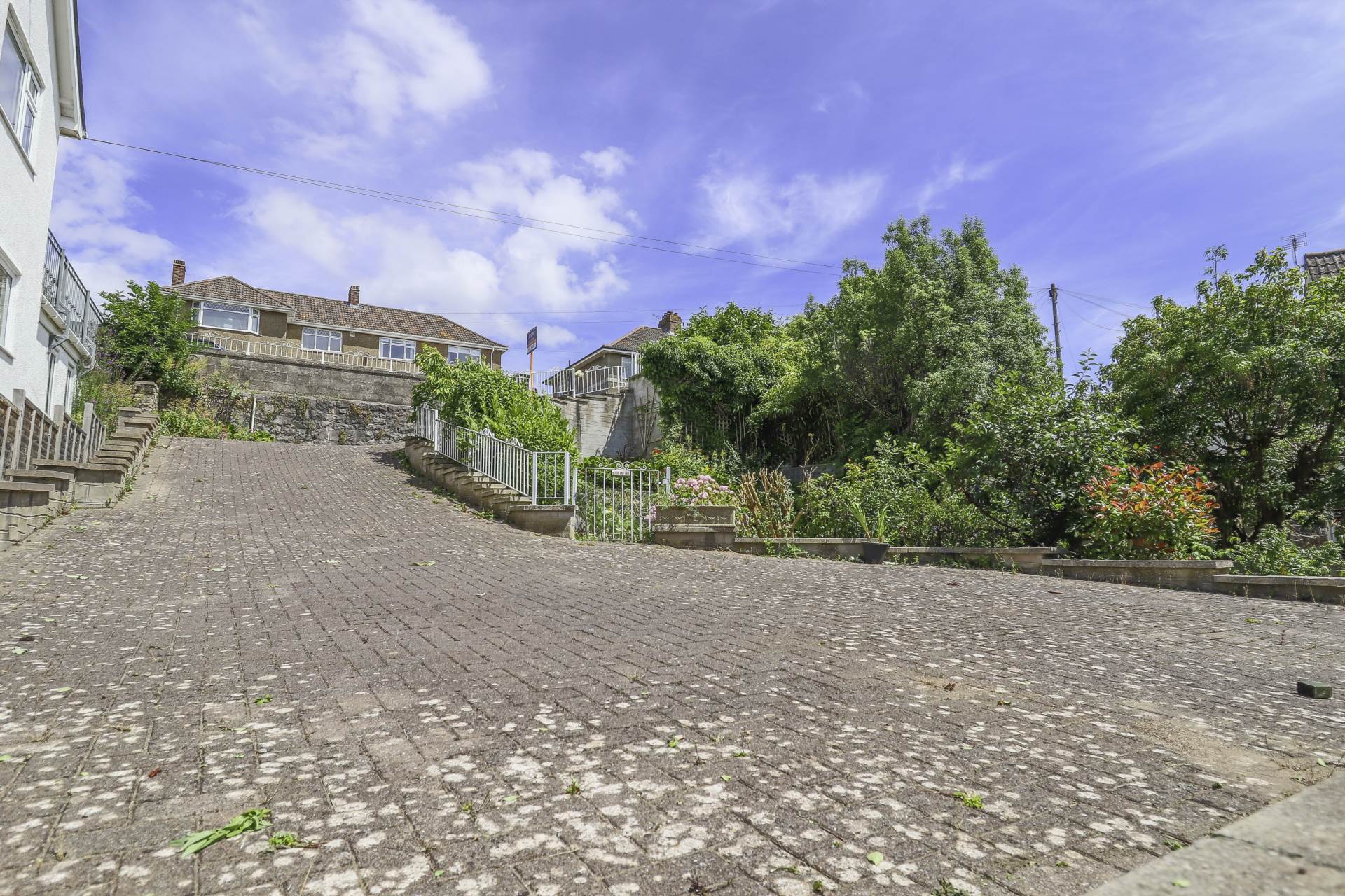 Brendon Avenue, Hillside, Image 16