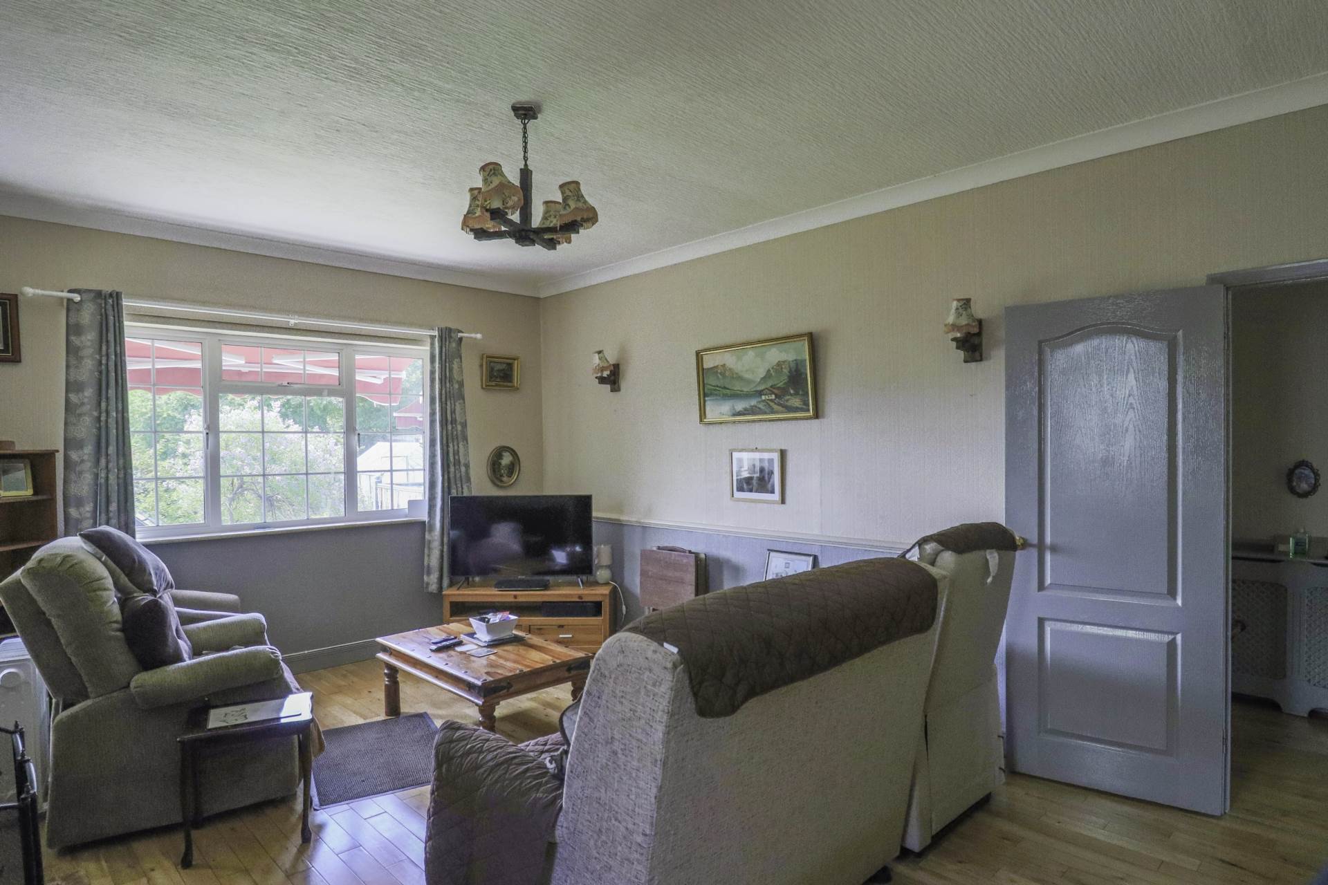 Brendon Avenue, Hillside, Image 6