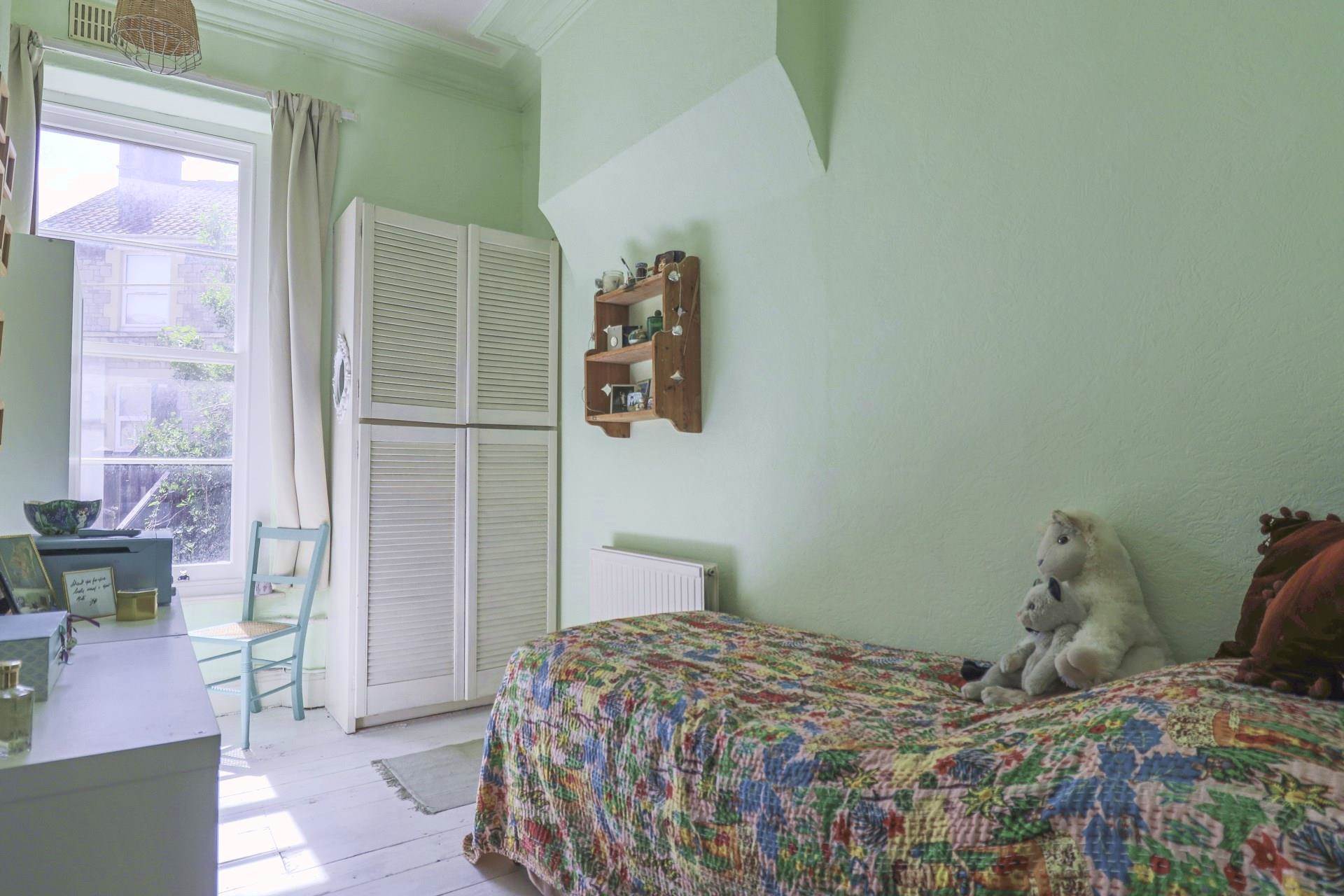Victoria Quadrant - Superb Period Flat, Image 7