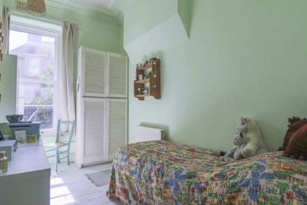 Victoria Quadrant - Superb Period Flat, Image 7