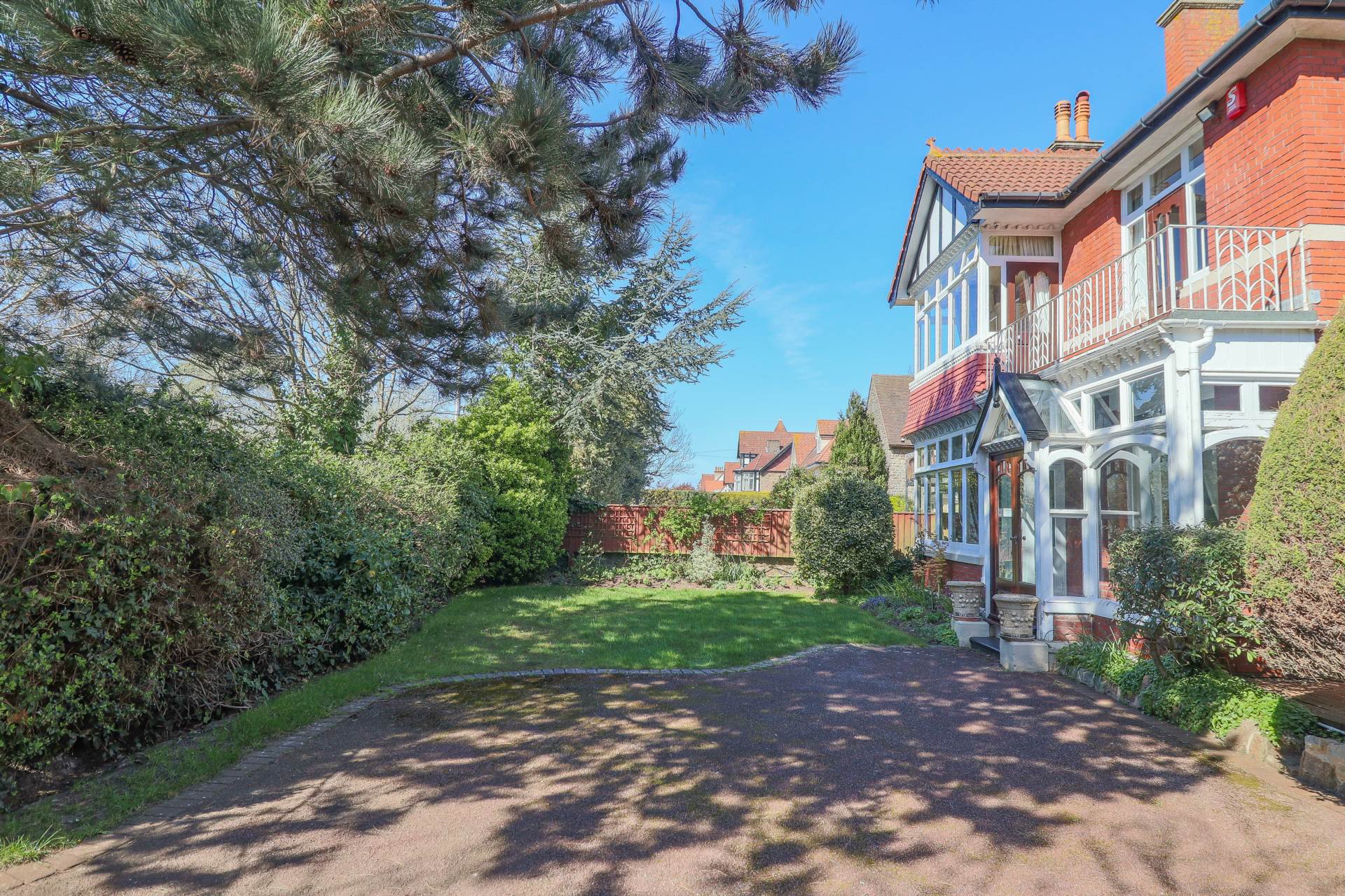Uphill Road North, South Ward - Grand Residence In Prime Location, Image 27