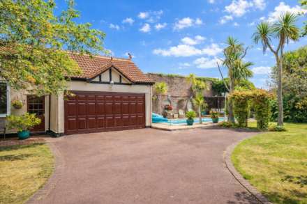 Uphill Road North, South Ward - Grand Residence In Prime Location, Image 4