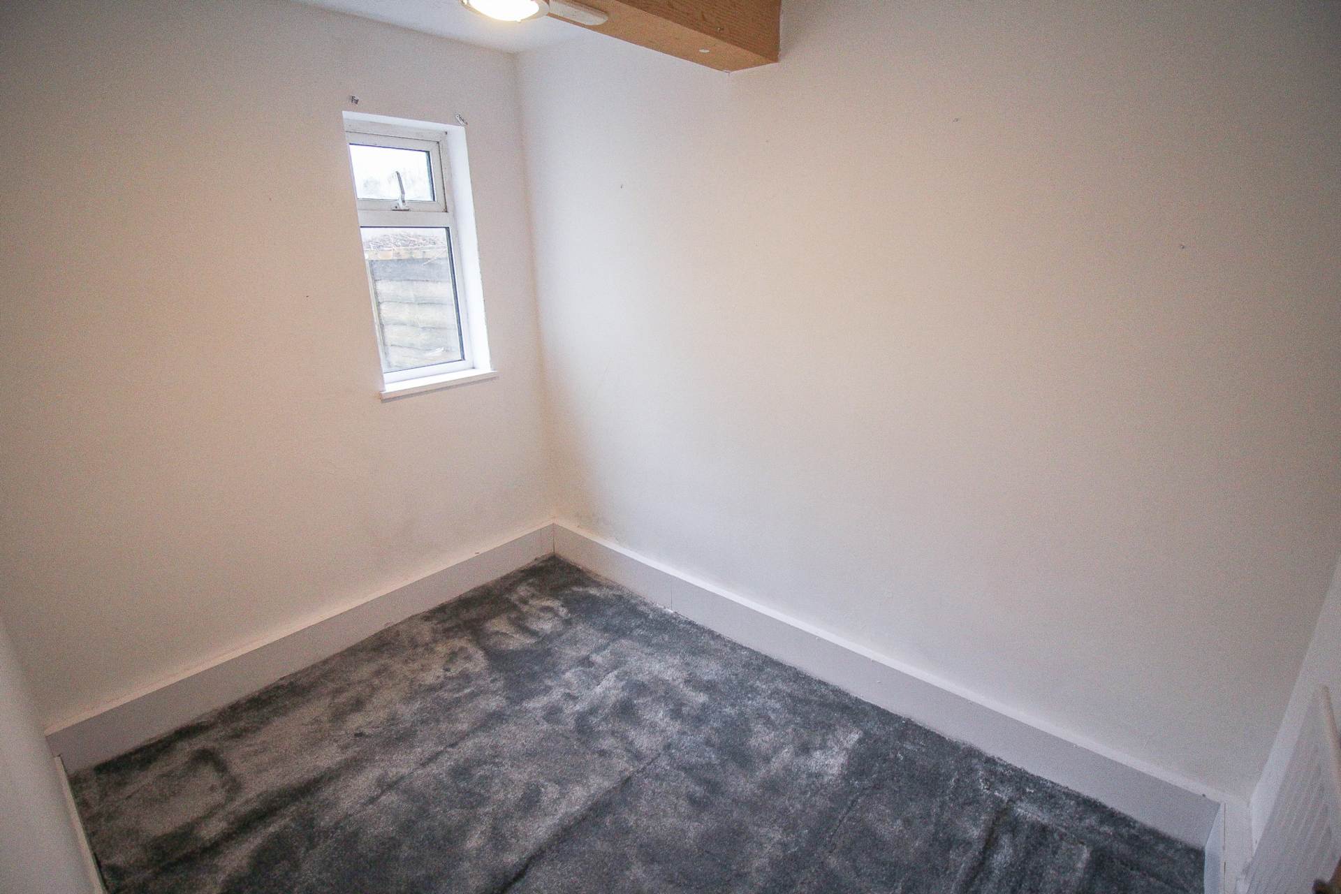 Kensington Road**Two Bedroom Ground Floor**Garden Area & Garage**Perfect Investment**, Image 8