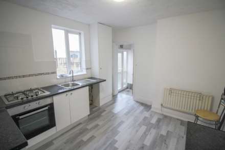 Kensington Road**Two Bedroom Ground Floor**Garden Area & Garage**Perfect Investment**, Image 5