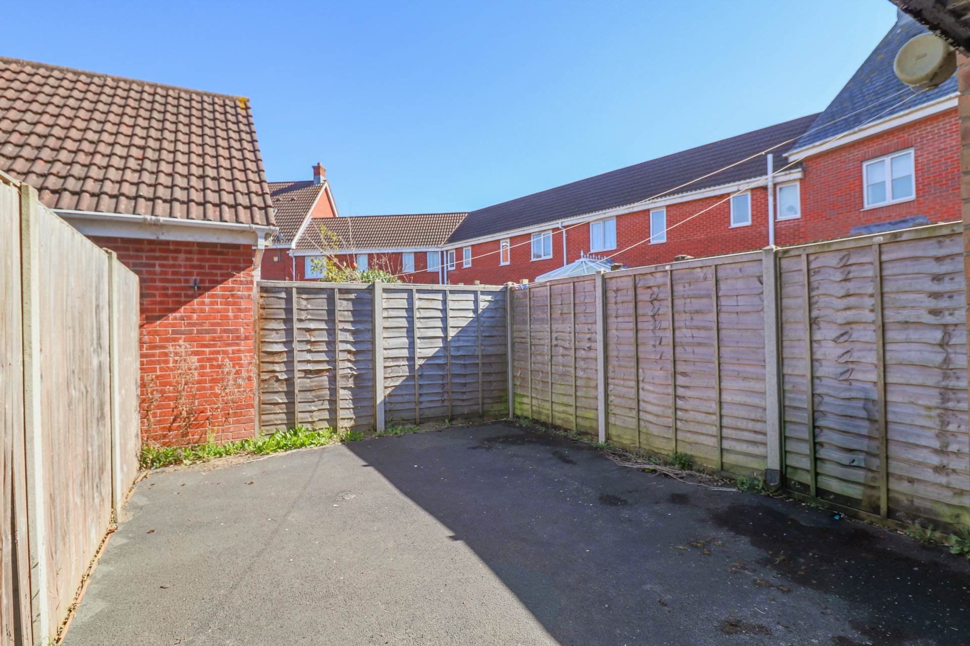 Weston Village - Detached Coach House, Image 11