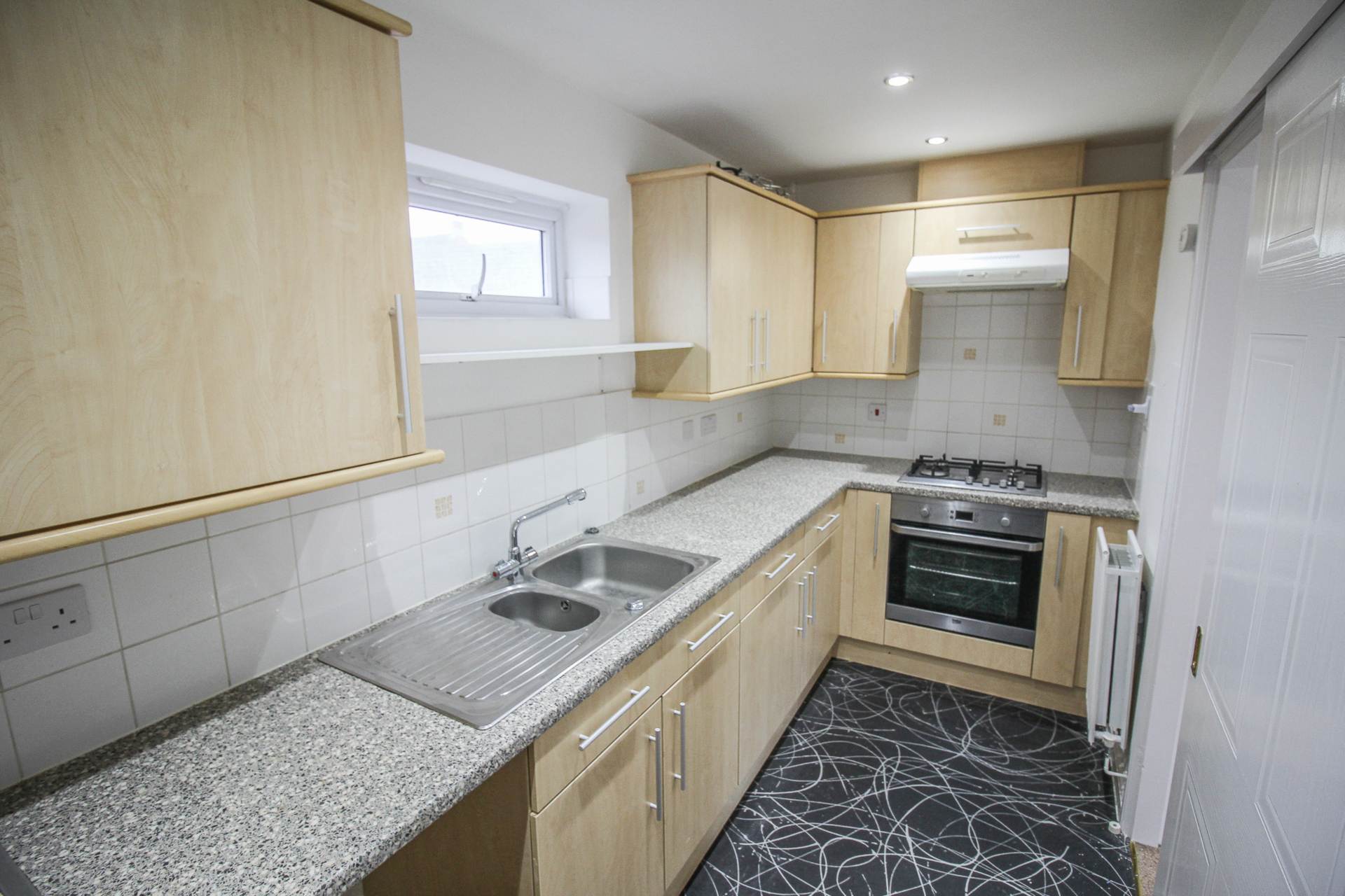 Weston Village-Detached Coach House, Image 4