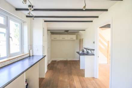 Upton, Monkton Avenue, Weston super Mare, Image 3