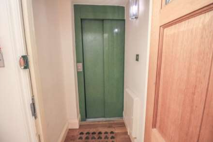 Bayview Court, Atlantic Road South, Image 12