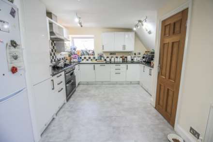 Bayview Court, Atlantic Road South, Image 5