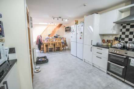 Bayview Court, Atlantic Road South, Image 6